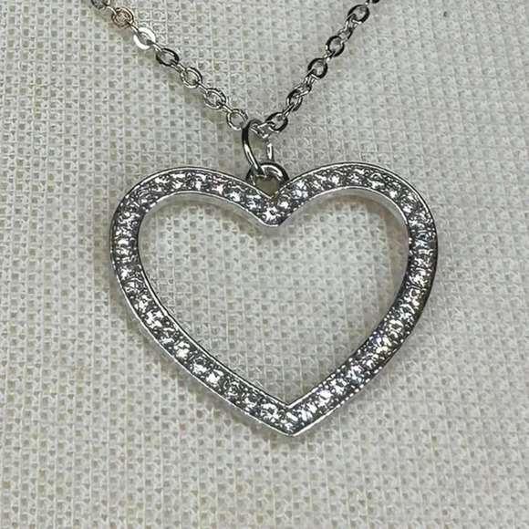 Paparazzi heart shaped necklace and earring set studded rhinestone girls jewelry - Picture 2 of 4